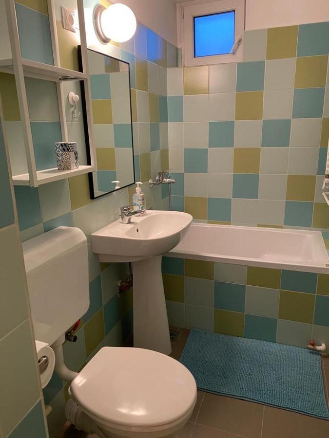 La Momo Apartment Lupeni  Luaran gambar