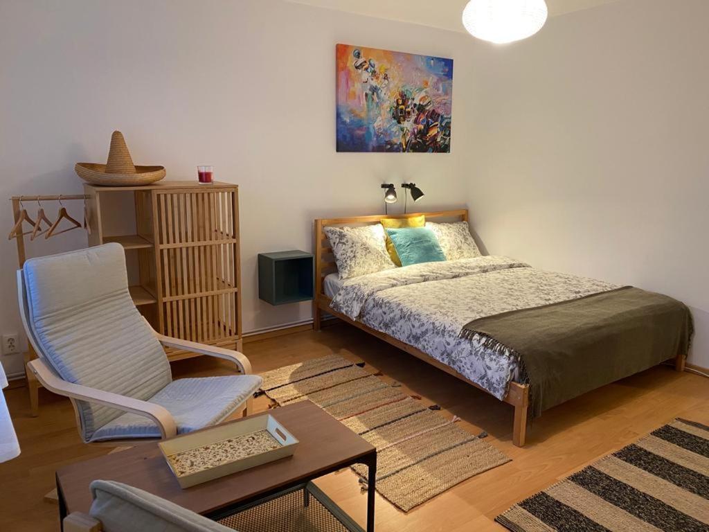La Momo Apartment Lupeni  Luaran gambar